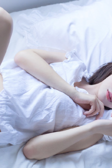 刚开始拒绝后来慢慢接受视频